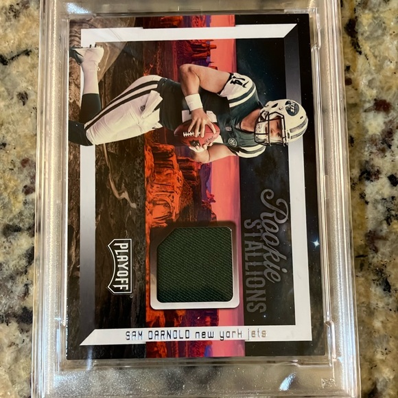 2018 Panini Playoff Sam Darnold Rookie Stallions Patch #3 PSA 9 - Picture 2 of 3
